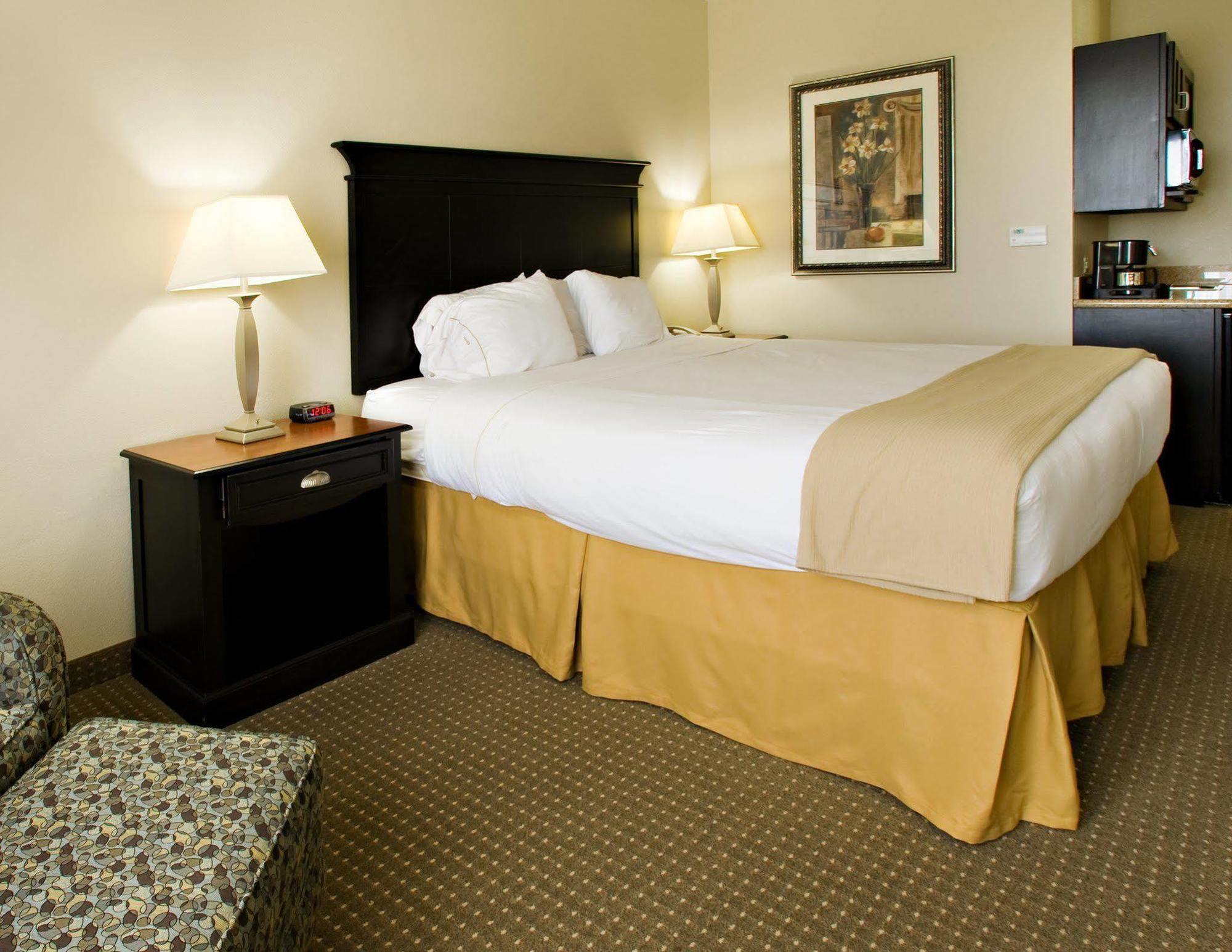 Holiday Inn Express Vernon College Area Highway 287 By Ihg Habitación foto